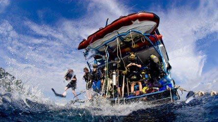 Learn to dive in Phuket, Thailand with Aussie Divers