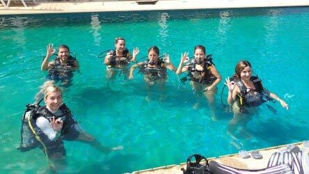 PADI Discover Scuba Diving in Phuket with Aussie Divers