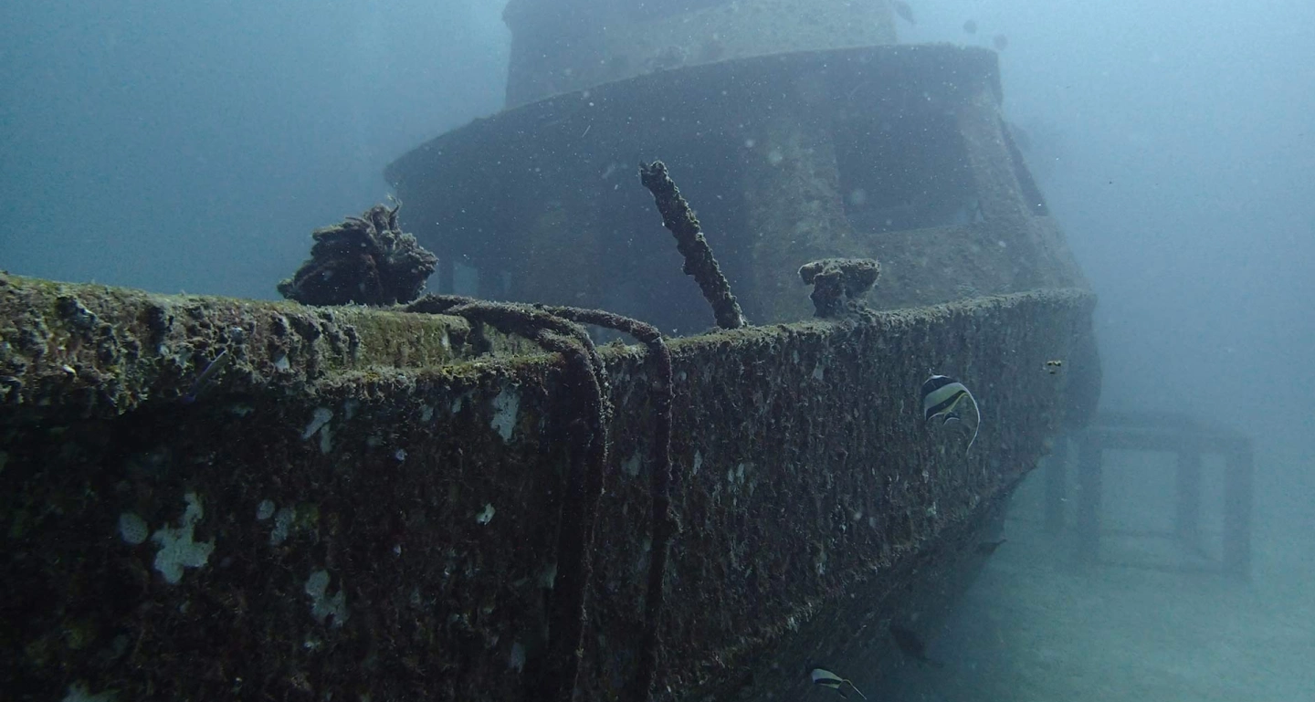 Hurruby Wreck Phuket Bay 1