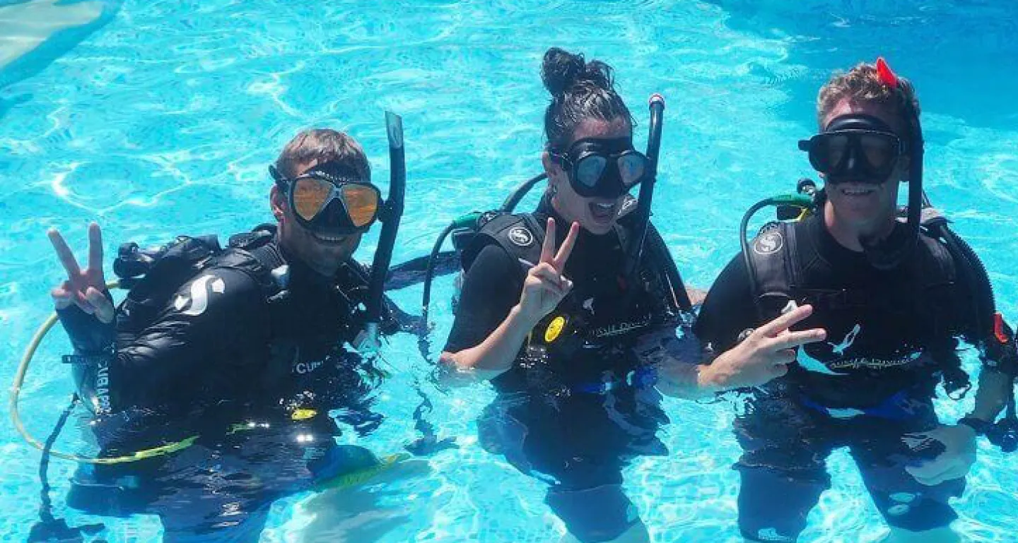 PADI Diving Students in the pool Phuket