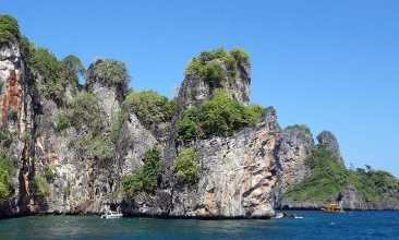 Scuba Diving Phuket - Phi Phi Aussie Divers