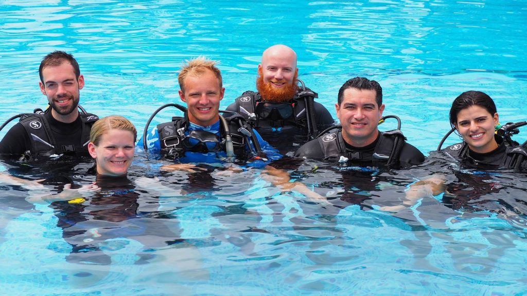 aussie divers phuket instructor idc course