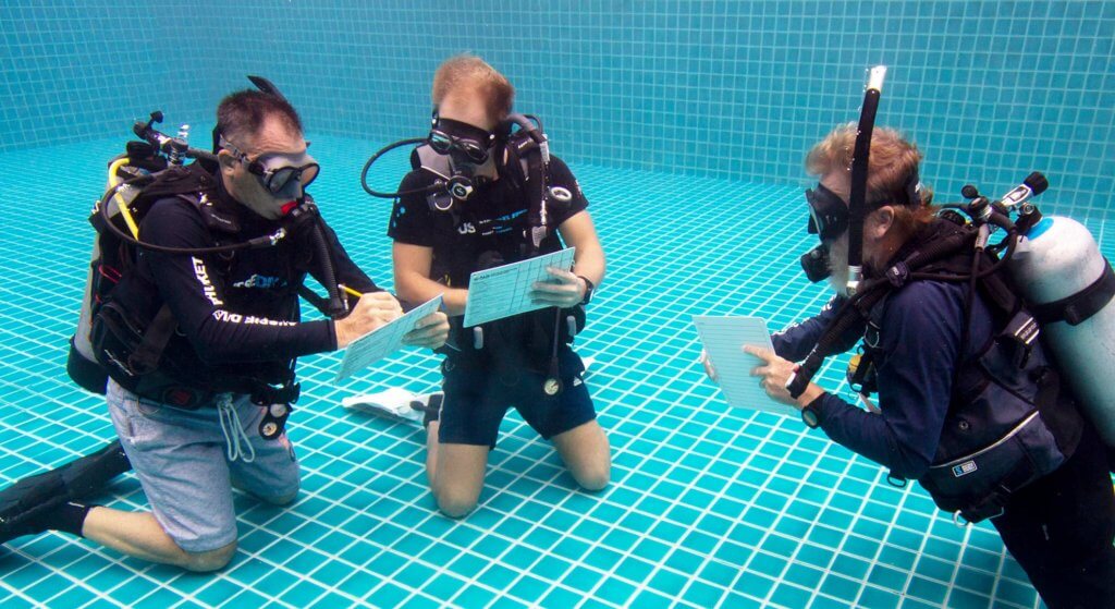 aussie divers phuket instructor idc course