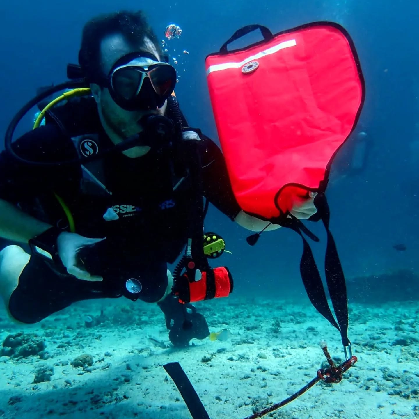 PADI Divemaster Phuket